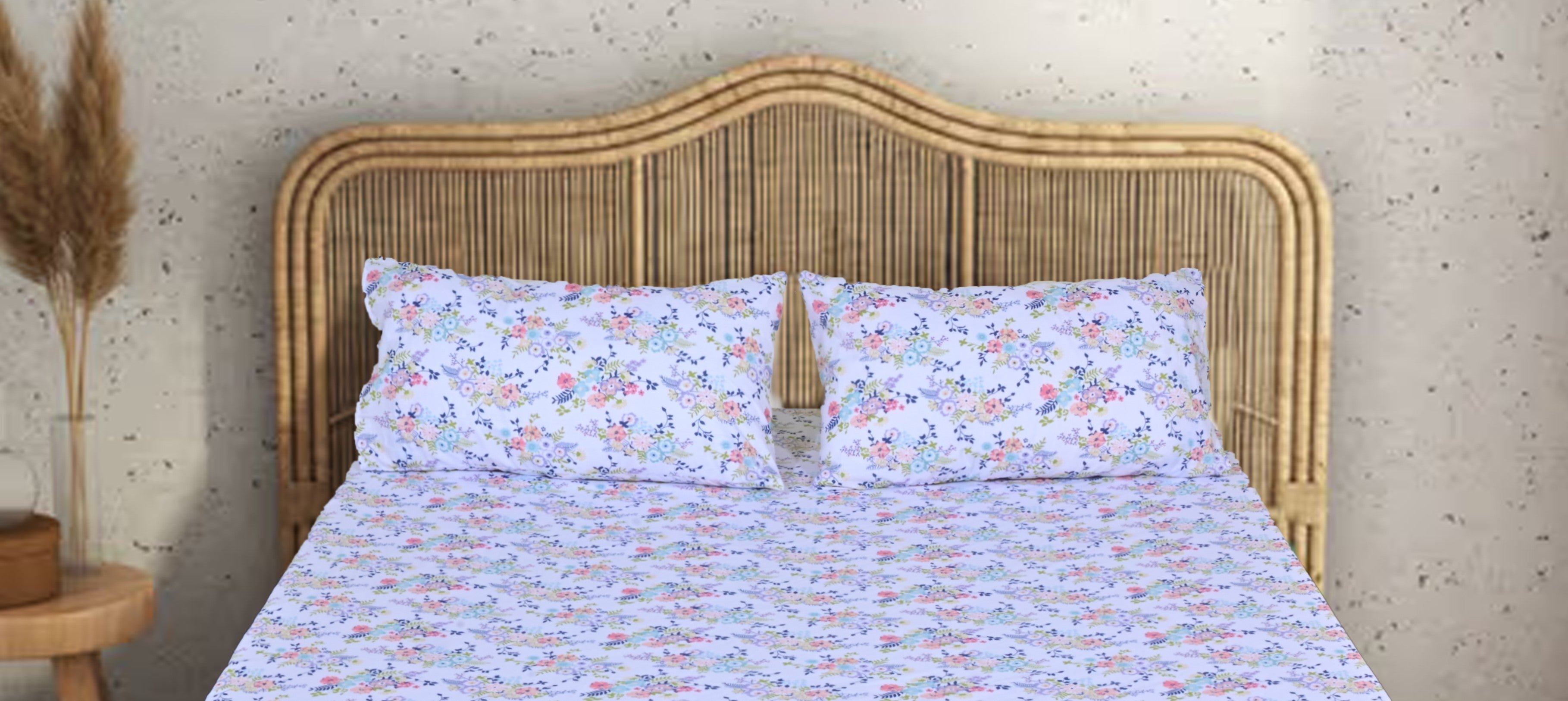 Linen Home White With Multi Color Flower Bed Sheet