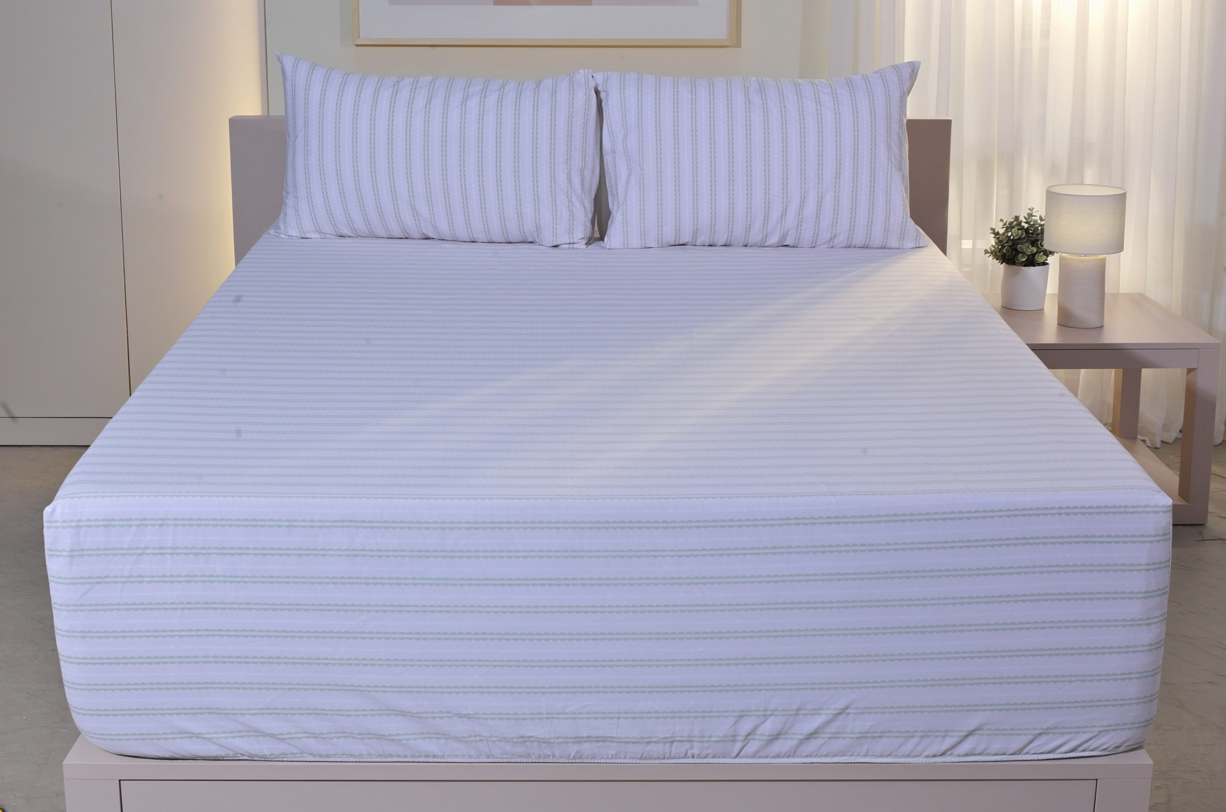 lilac Stripe Pure Cotton Fitted Sheet Combo