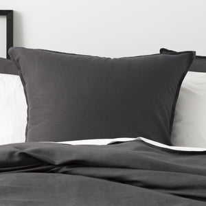 Renee Taylor Cavallo Linen Quilt cover Magnet