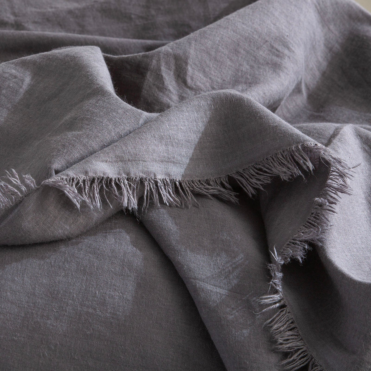 Renee Taylor Throw Linen Stone washed Cavallo Magnet