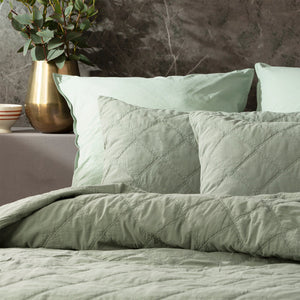 Renee Taylor Attwood Quilted Coverlet Fern