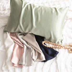Renee Taylor Silk Pillowcase Navy