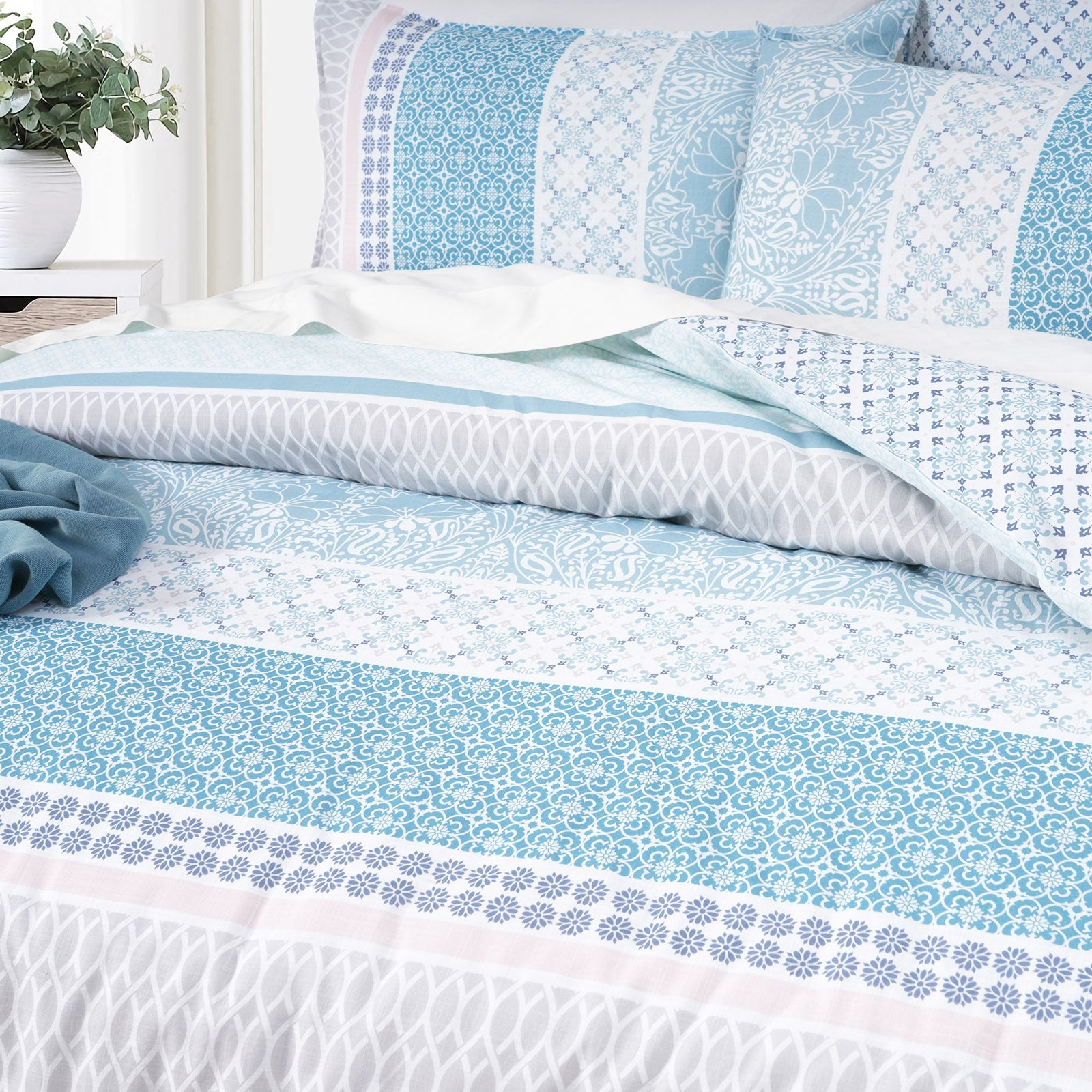 Renee Taylor Margot Quilt Cover Set 300 Thread Count Cotton Reversible