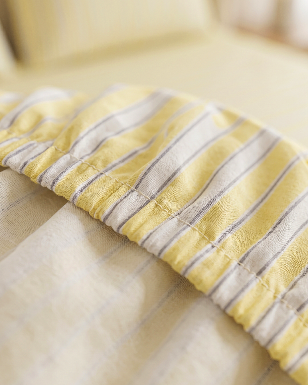 Sunrise Serenade Cotton Bedding Set – Fitted Sheet + 2 Pillow Covers