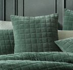 Platinum Apollo Cilantro Quilt Cover Set