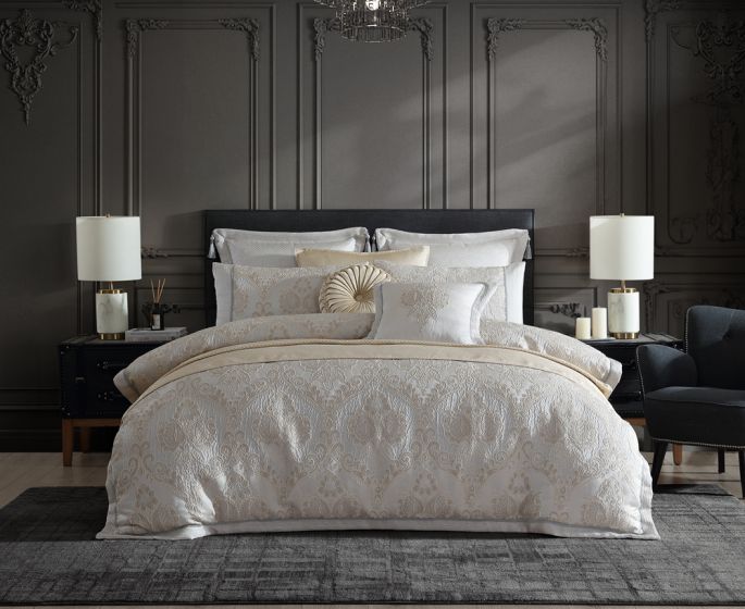 Davinci Emerson Ivory Quilt Cover Set